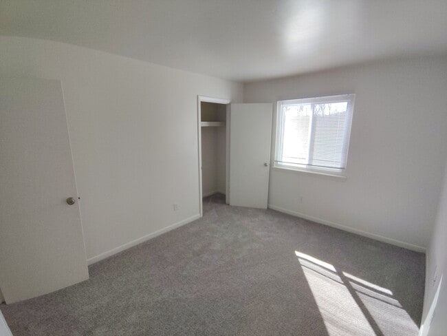 Photo - 600 Reusens Rd Unit D38