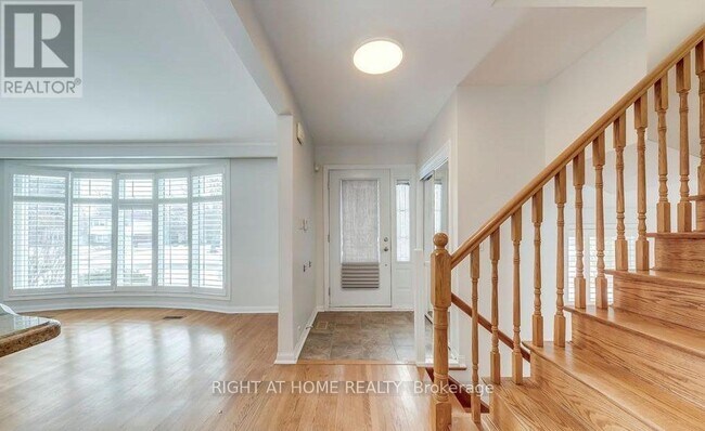 Photo - 49 Rayne Ave