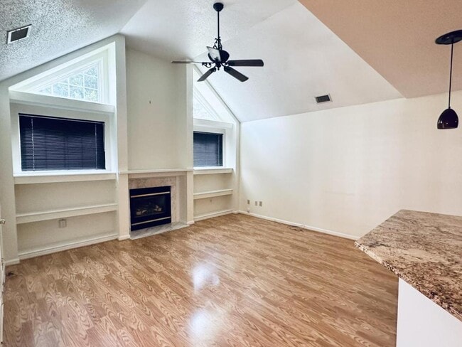 Photo - 3249 Fayette Dr