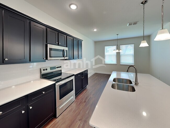 Photo - 6202 Little Blf Cir