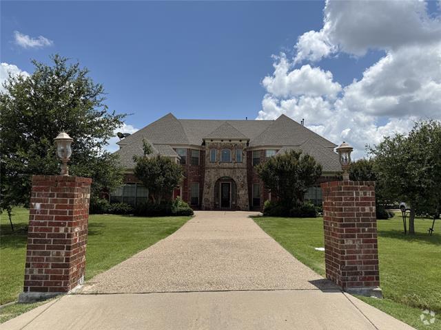 Building Photo - 7304 Meadow Glen Dr Rental