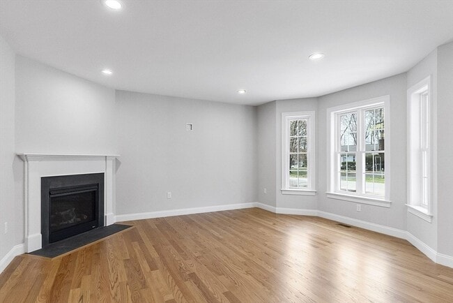 Photo - 149 Lowell Rd