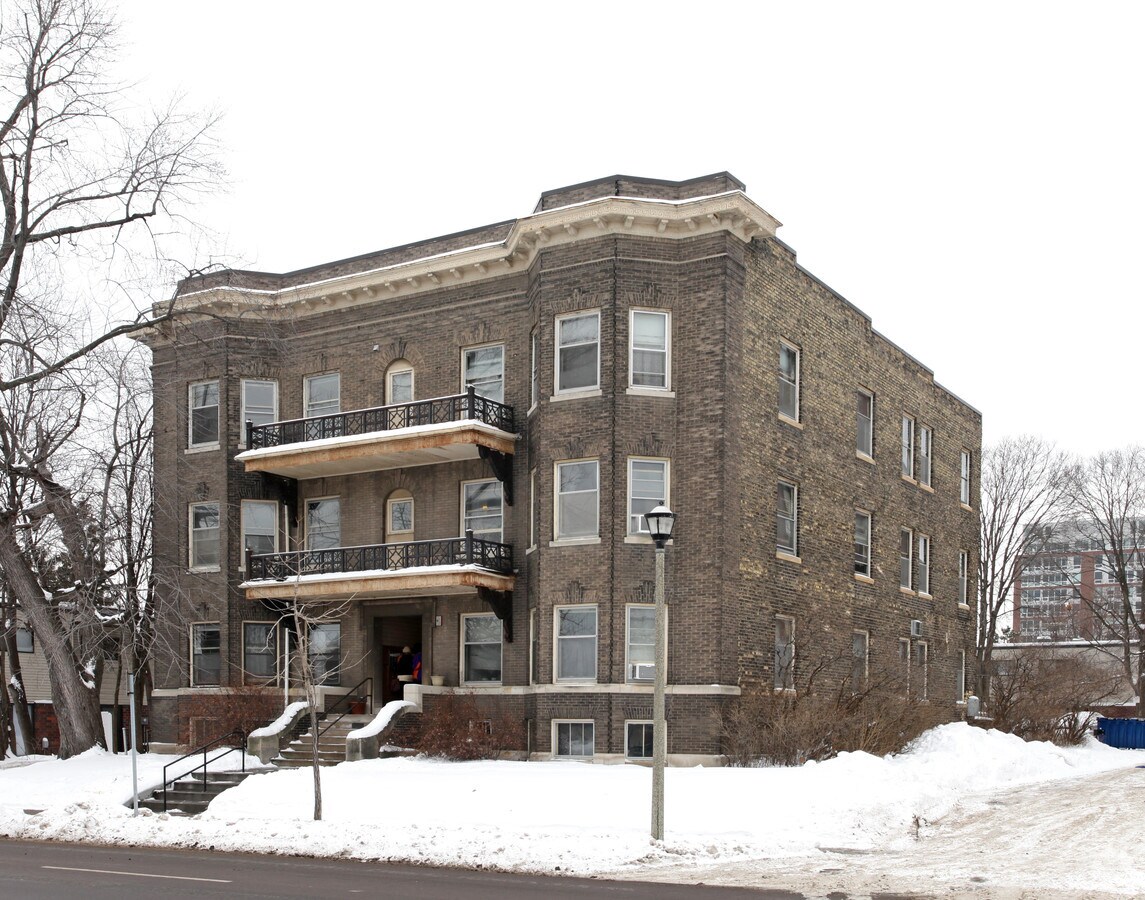 Photo - Maple Oak Apartments