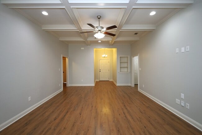 Photo - 3844 Coventry Dr