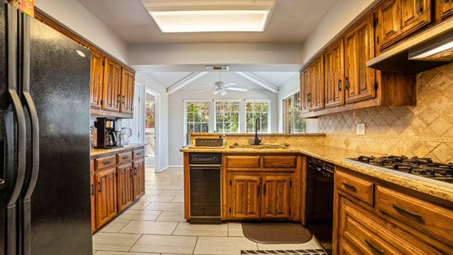 Photo - 3804 Matterhorn Dr