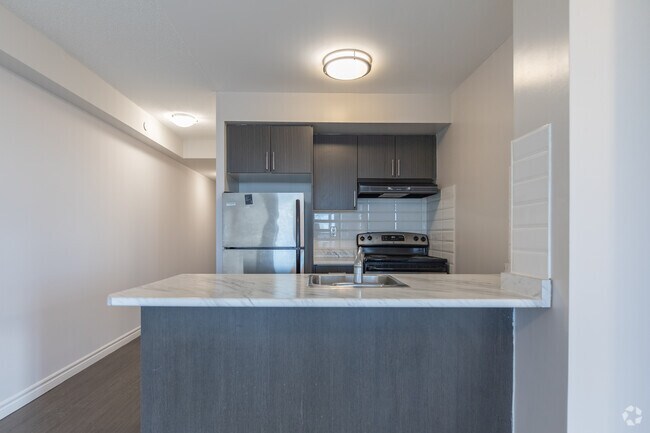2BR, 2BA - 821SF - Kitchen