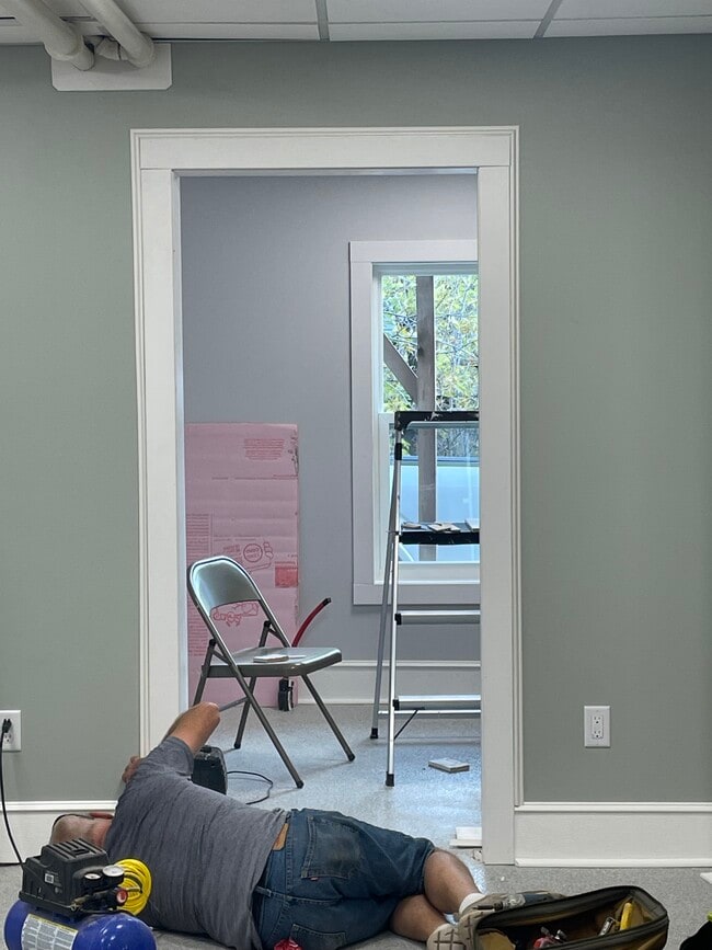 Building Photo - 1826 E Superior St Unit 3