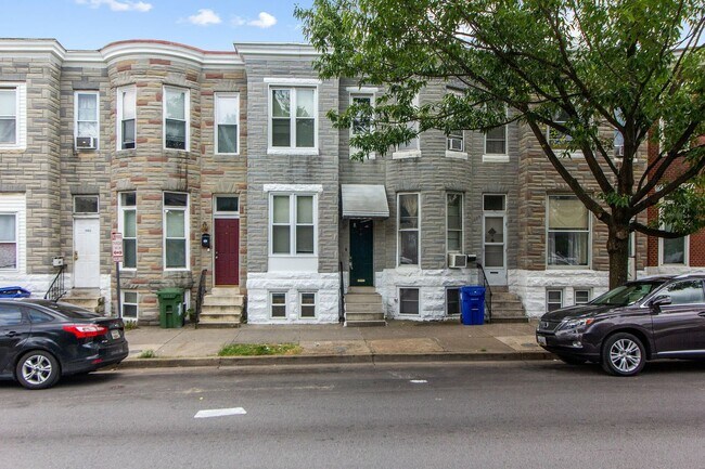 Building Photo - 2 bedroom 1.5 bath rowhome for rent in Baltimore