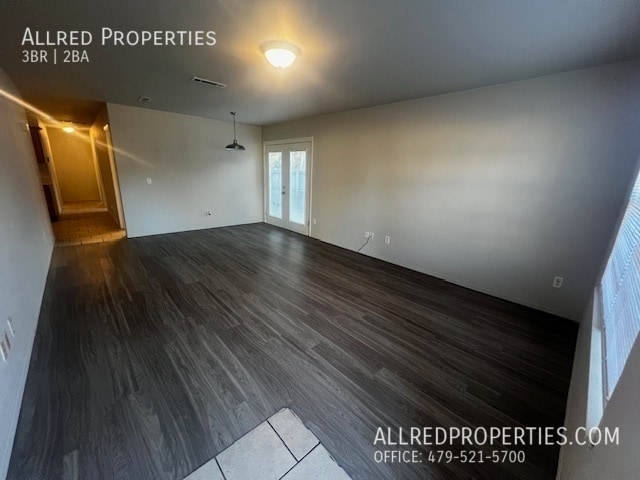 Photo - 1673 Evalyn Cir