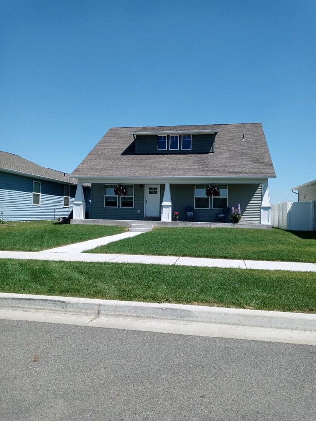Beautiful Brand New Post Falls Home on the... - Beautiful Brand New Post Falls Home on the...