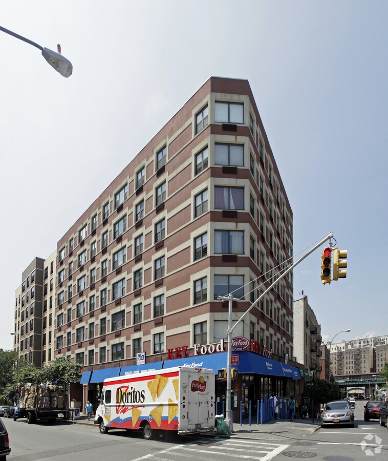 1791 Walton Ave - 1791 Walton Ave
