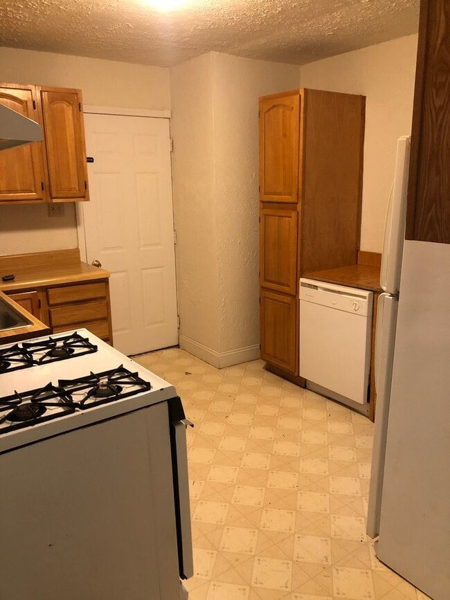 Photo - 1213 N Washington St Unidad House