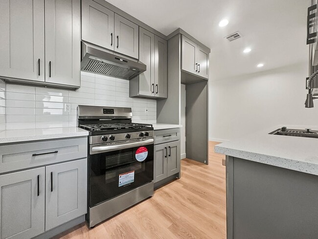 12301 Flint Pl