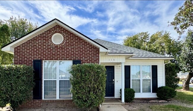 Building Photo - 115 Lauren Ln