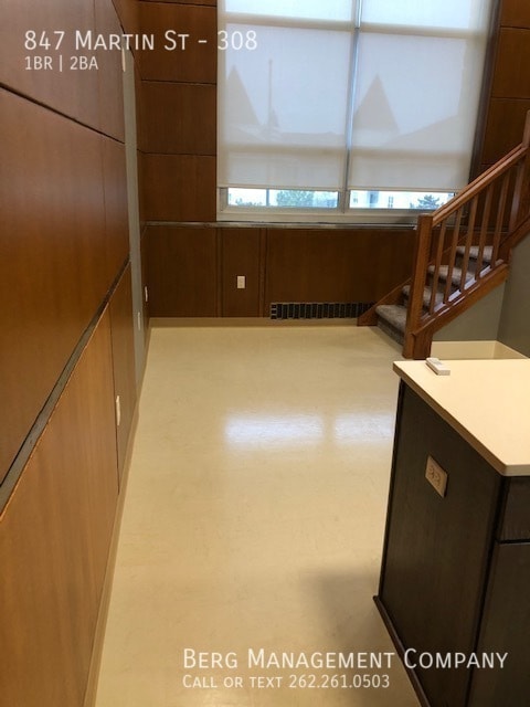 Building Photo - 847 Martin St Unit 308