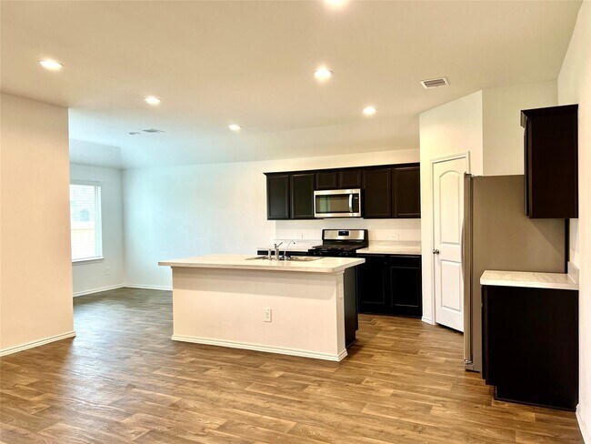 Photo - 5130 Cherry Tallow Trl