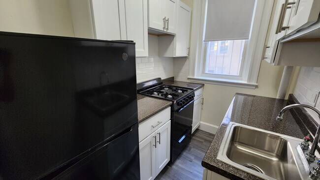 Photo - 160 Ipswich St
