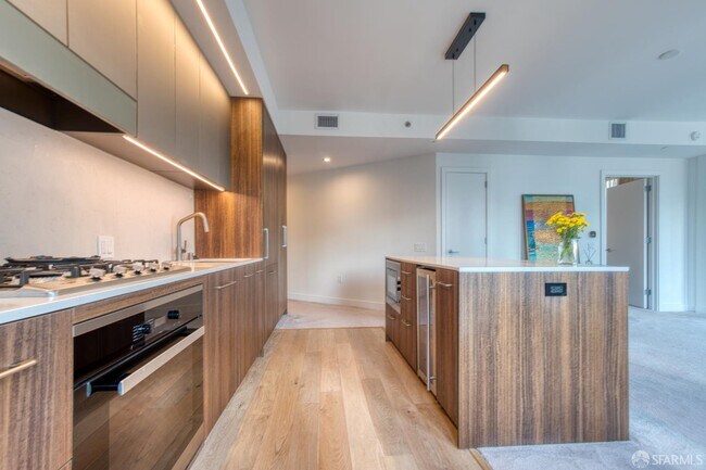 Photo - 280 Spear St