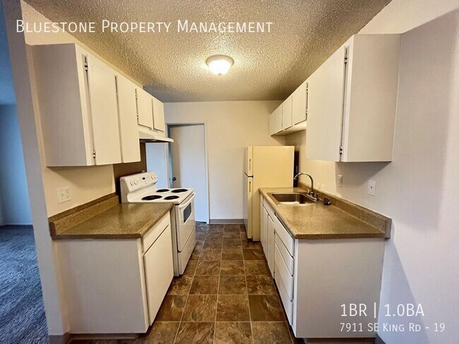 Photo - 7911 SE King Rd Apartment Unit 19
