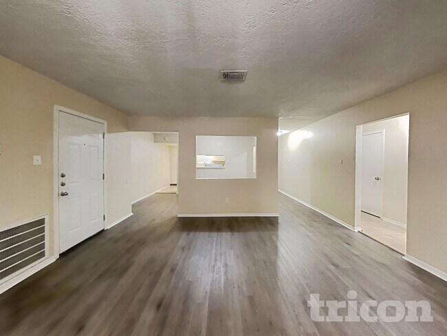 Photo - 20118 Misty Pines Dr