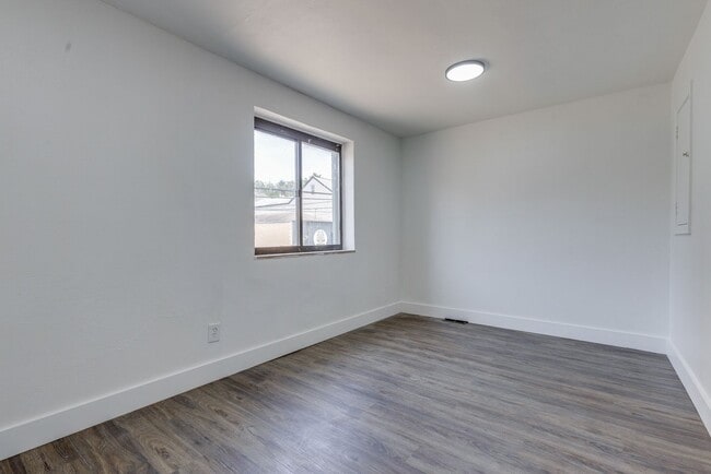 Photo - 732 E Warrington Ave Unidad 2nd Floor Front