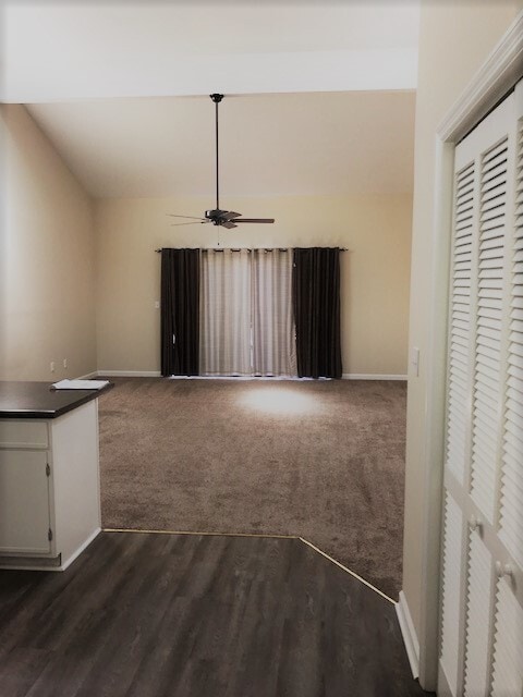 Photo - 1891 Colony Dr