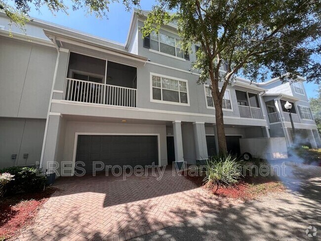 Building Photo - 2496 Grand Central Pkwy Rental