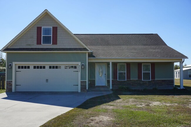 Building Photo - 3 Bedroom 2 Full bathrooms w/ Bonus room in Richlands!