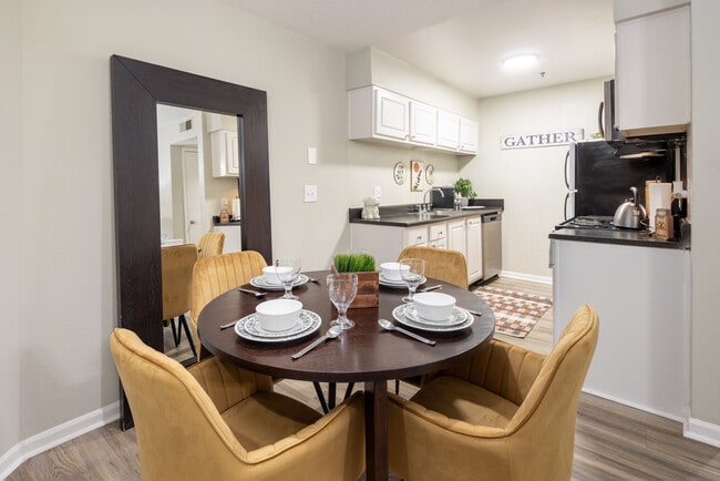 Photo - Regency Square