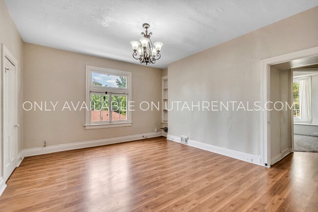 Building Photo - 1040 E 200 S Rental