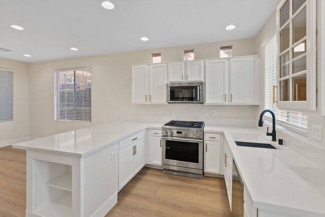 Photo - 3BD/2.5BA GUARD GATED SUMMERLIN HOME!