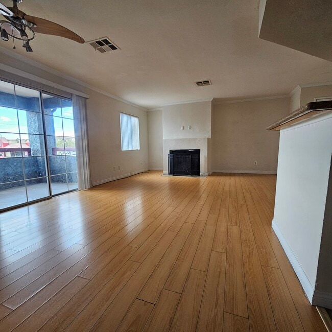 Building Photo - 8600 W Charleston Blvd Unit 2204