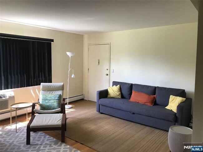 Photo - 4 Rolling Ridge Rd Unit C