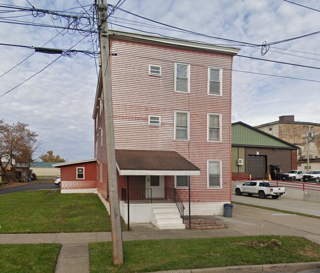 Building Photo - 208 Jefferson Ave Rental
