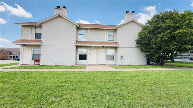 Building Photo - 221 Meadow Ct