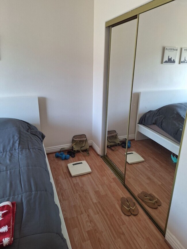 2950 Montrose Ave Unit A