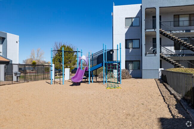 parque infantil 2 - Vista Alegre Apartments