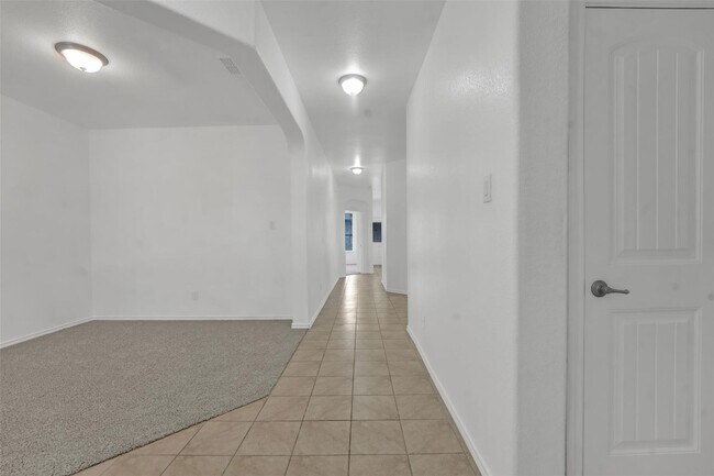 Photo - Super home in Saginaw MOVE IN READY NOW!