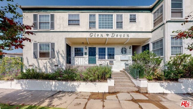 Building Photo - 1309 Devon Ave Unit 1309 Rental
