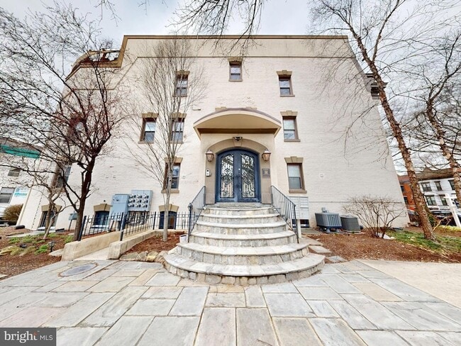 Photo - 6 Rhode Island Ave NW