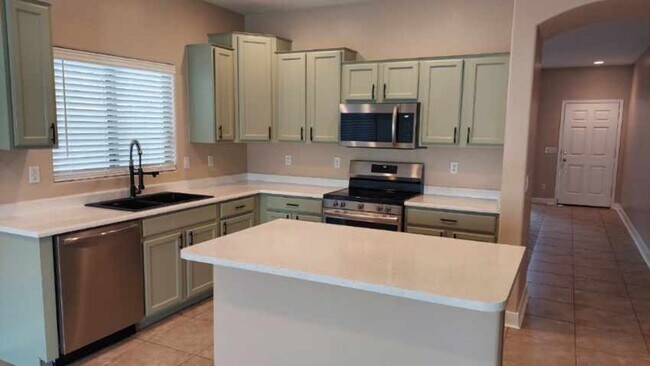 Photo - GORGEOUS HOME IN AVONDALE!!