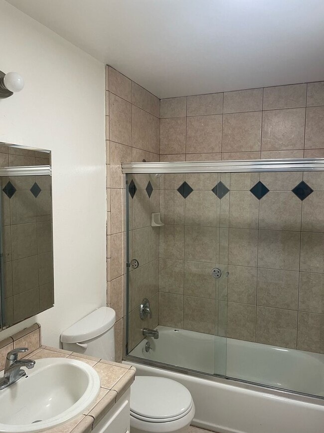 Photo - 2130 Main St Unit 1