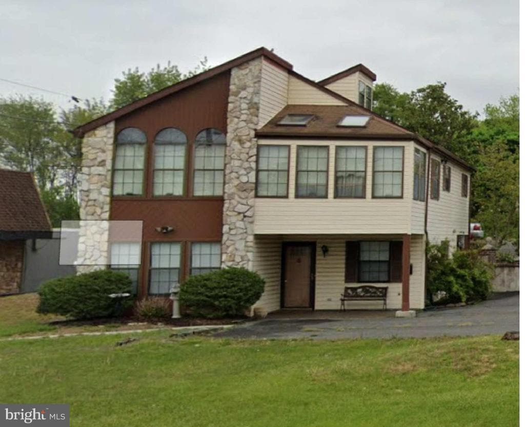 Photo - 1014 Mantua Pike