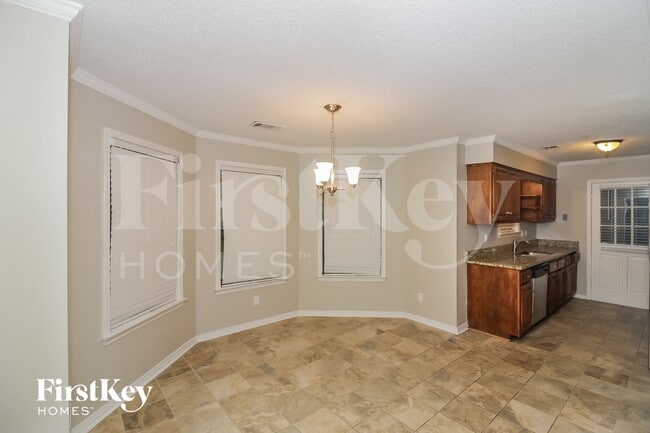 Photo - 6550 Fox Horn Pl