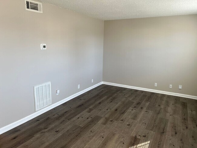 Photo - Reduced Pricing!