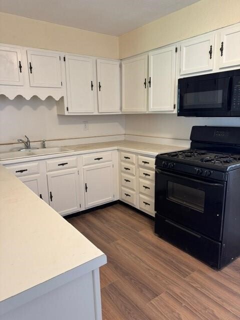 Photo - 9413 Merle St House