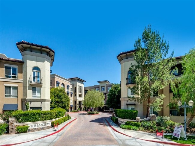 Entrance - 24505 Town Center Dr Apartment Unit # 7102