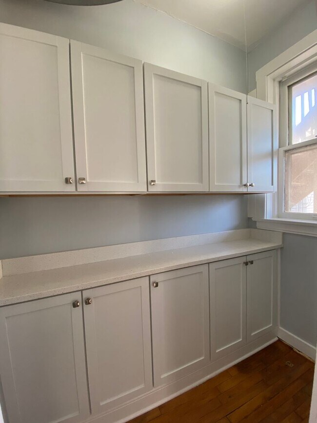 Photo - 3 bedroom rehab in the heart of Ukrainian Village Unidad 901 - 2