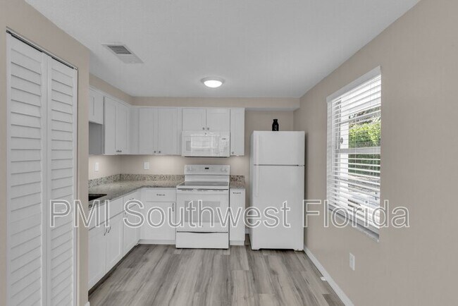 Photo - 1673 Cherry Ln