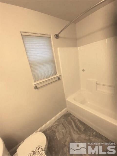 222 Heather Ln